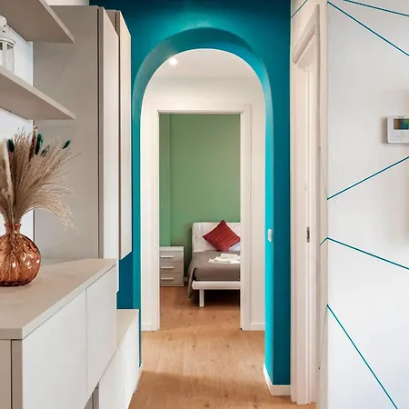 Essenza Moderna Stazione E Centro Appartement *