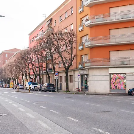 Essenza Moderna Stazione E Centro